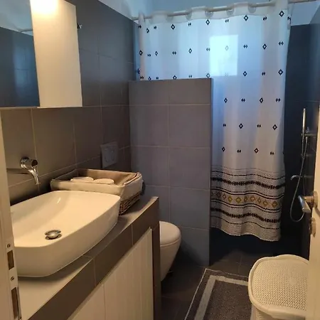 E & I Lefkes Paros Apartament